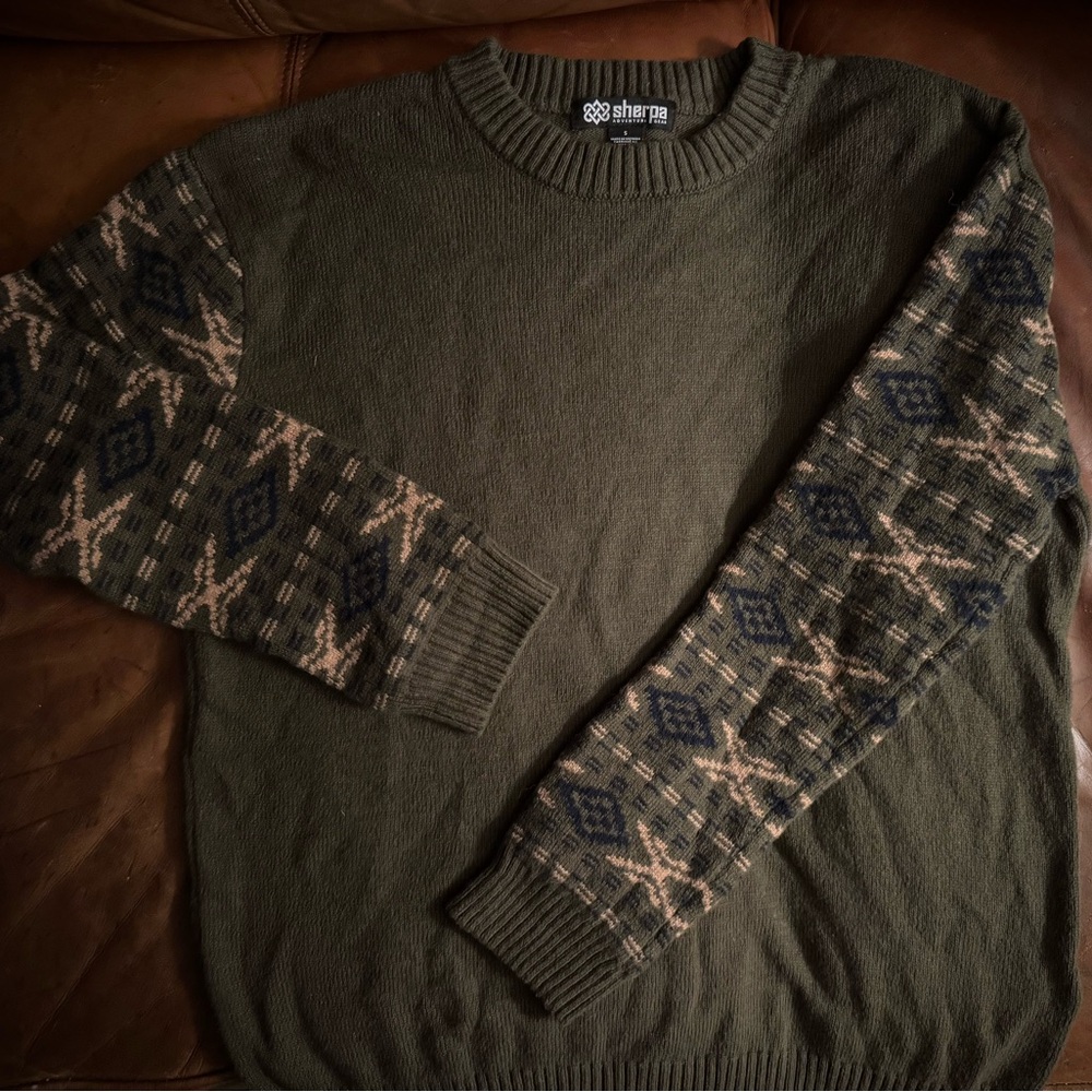 Sherpa Olive Green Men's Crewneck Sweater